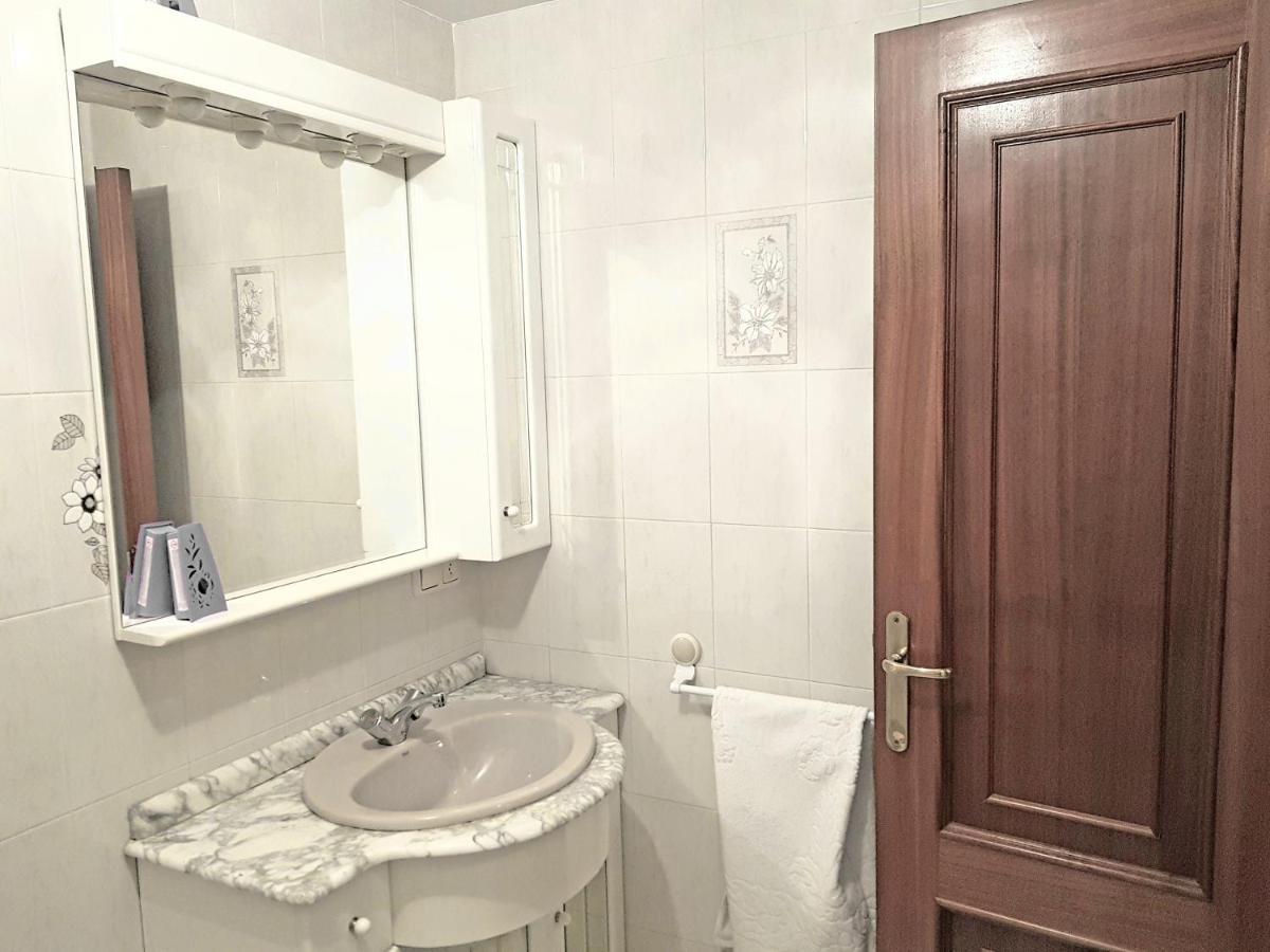 Piso Amplio En El Centro De Vilagarcia De Arousa Εξωτερικό φωτογραφία